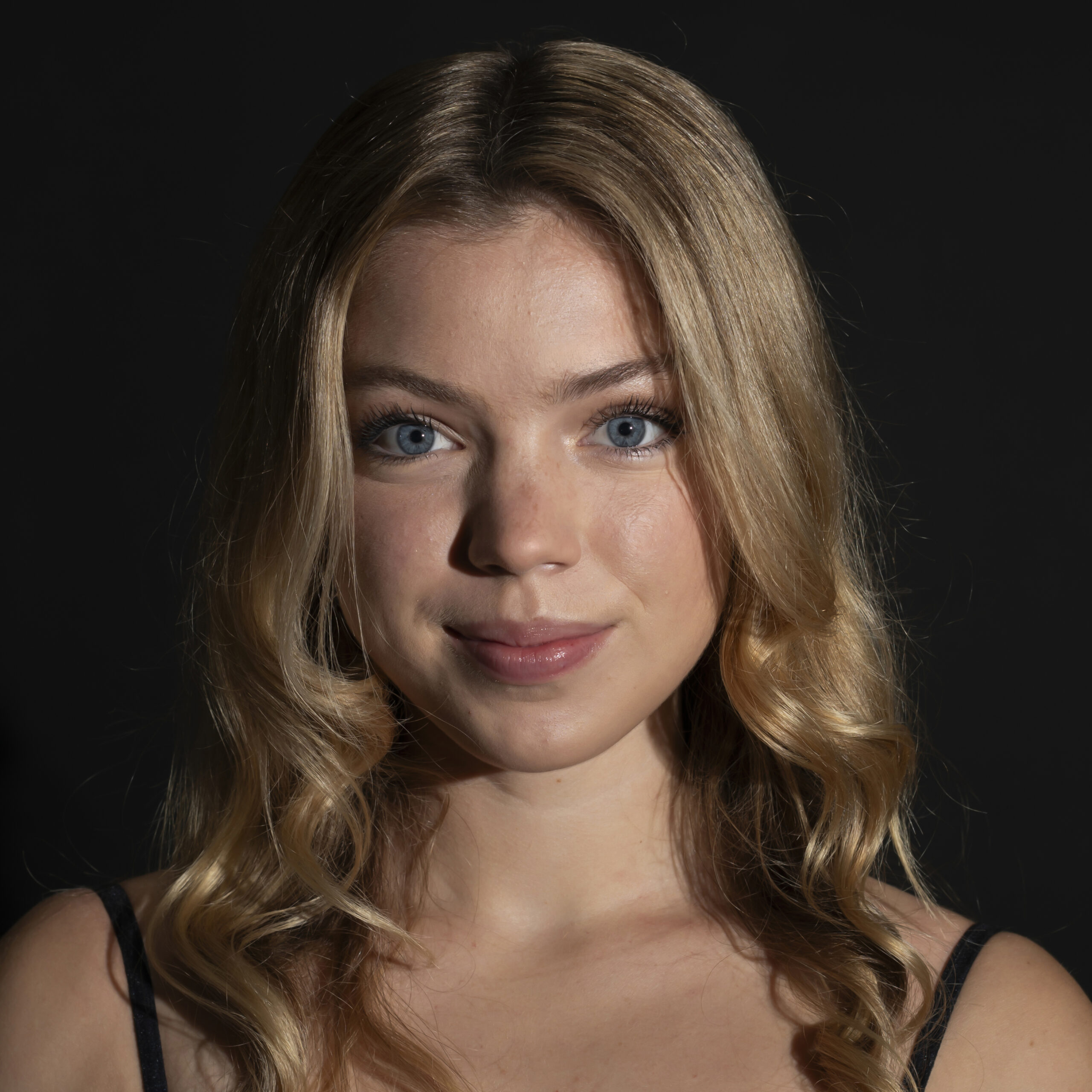 Annie Clifford headshot