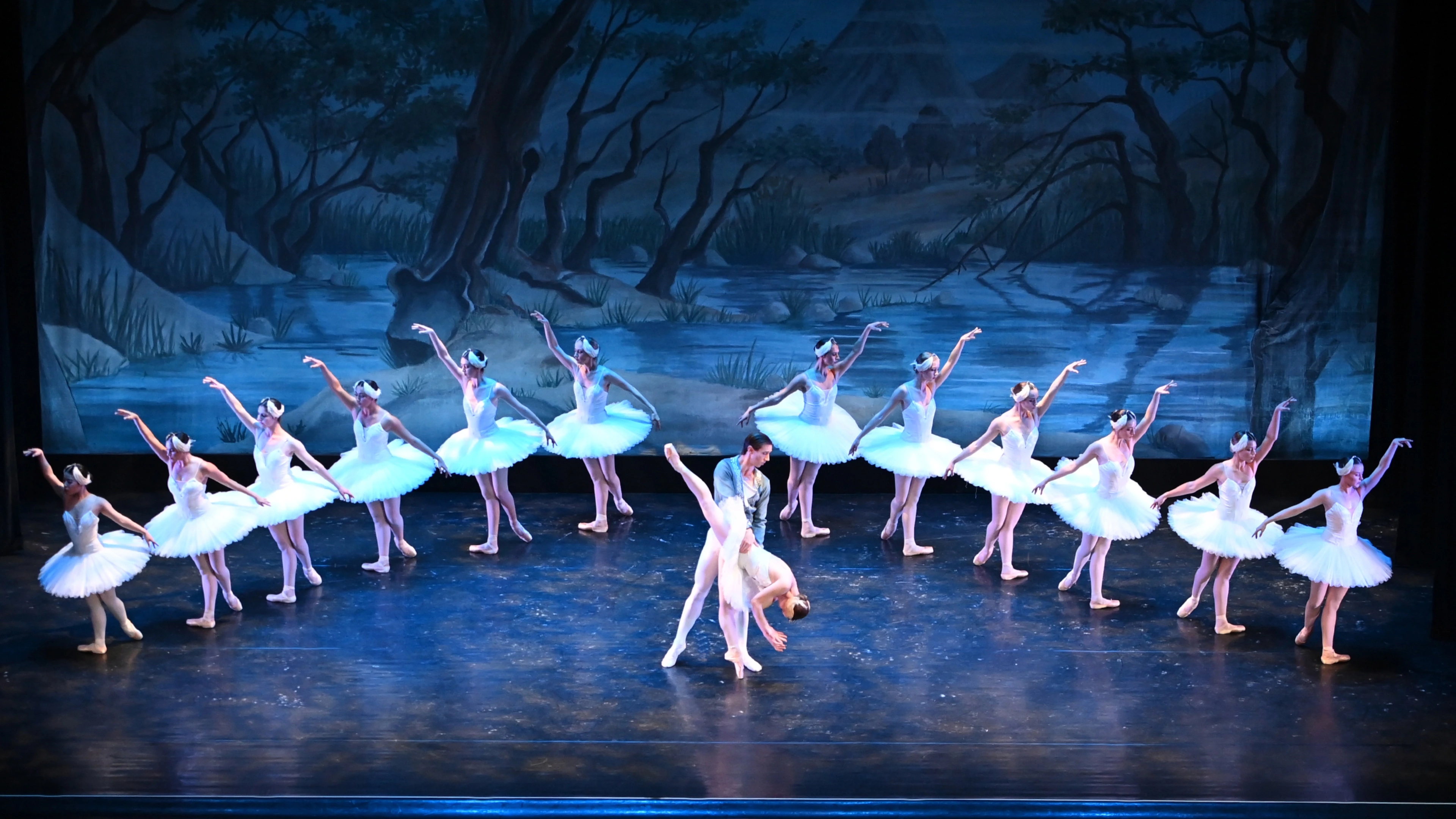Odette with Prince Siegfried and the corps de ballet from Act II of Elizabeth Wistrich's "Swan Lake" performed by City Ballet of San Diego